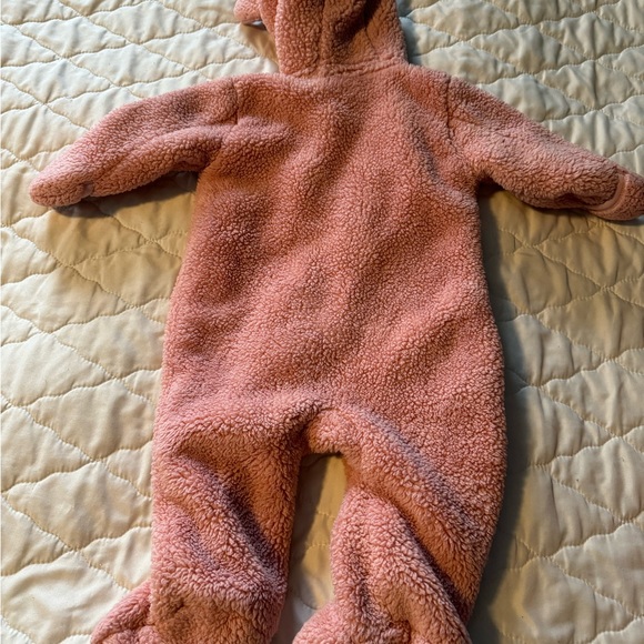 Eddie Bauer Baby Blush Pink Onesie Infant Fleece Plush Bear Hoodie Size … - Picture 2 of 8
